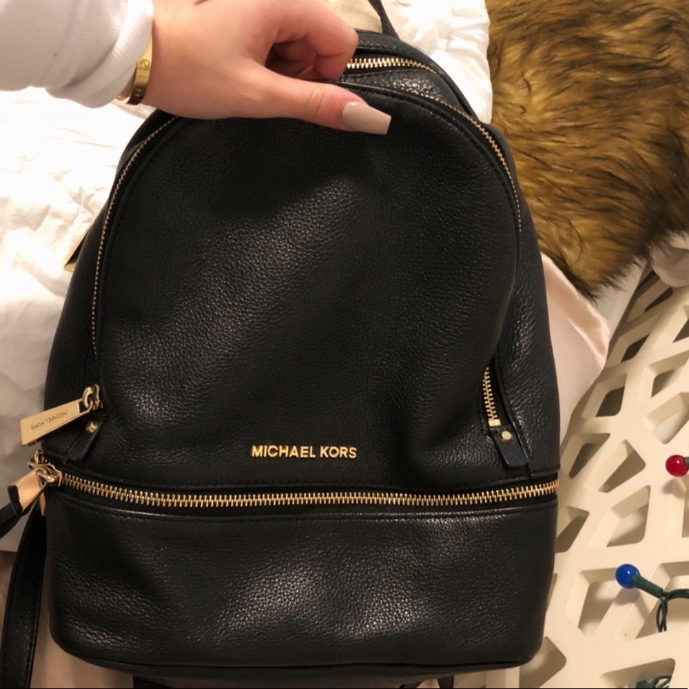 MICHAEL KORS RHEA ZIP BLACK LEATHER BACKPACK